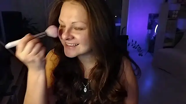 Marla Singerrr online show from 4, 11, 2025