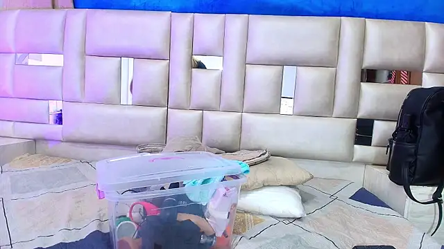 leon gaby online show from 12, 9, 2025