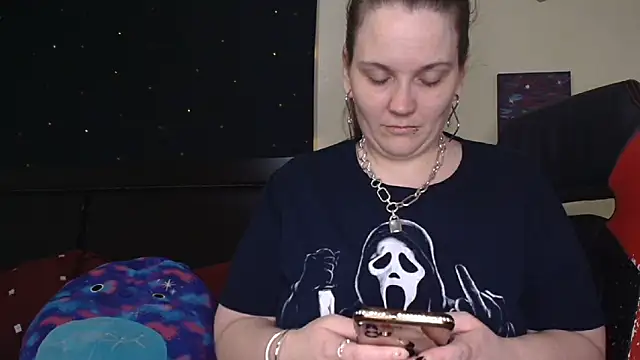 ToxicLilly online show from 9, 11, 2025