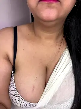 Zoya Varma004 online show from 21, 12, 2025