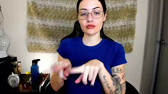 Snapshot of MelroseStrip chatting on 28, 9, 2025 MelroseStrip online show from 28, 9, 2025