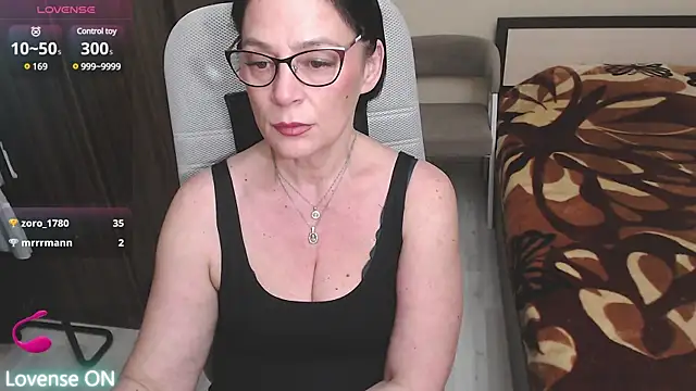 Snapshot of BelovedLady chatting on 10, 2, 2025 BelovedLady online show from 10, 2, 2025