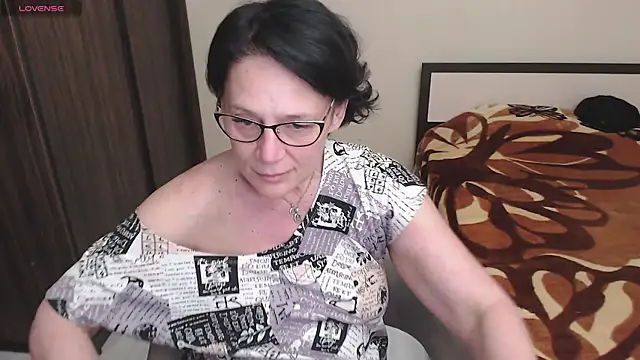 Snapshot of BelovedLady chatting on 14, 2, 2025 BelovedLady online show from 14, 2, 2025