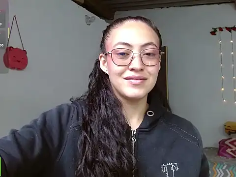 Snapshot of Olivia_Bright chatting on 20, 2, 2026 Olivia Bright online show from 20, 2, 2026