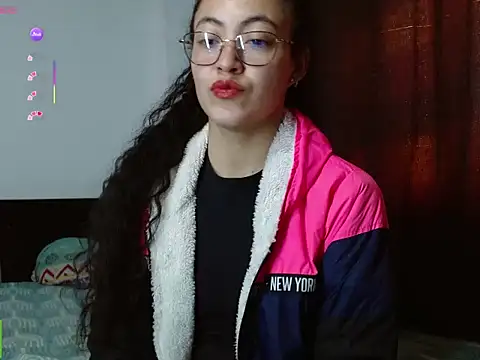 Olivia Bright online show from 8, 5, 2026