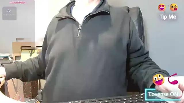Snapshot of bigbadjon69 chatting on 30, 1, 2025 bigbadjon69 online show from 30, 1, 2025
