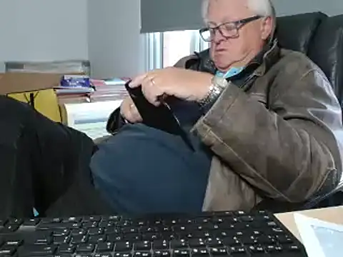 Snapshot of bigbadjon69 chatting on 23, 9, 2025 bigbadjon69 online show from 23, 9, 2025