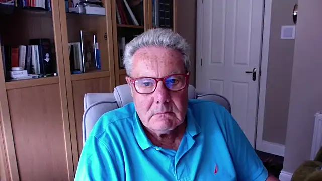 Snapshot of Oldpistolpete chatting on 2, 7, 2026 Oldpistolpete online show from 2, 7, 2026