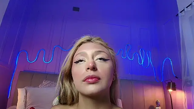 Sofly s online show from 25, 4, 2026