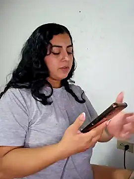 Snapshot of Mary_pinkish chatting on 8, 1, 2025 Mary pinkish online show from 8, 1, 2025