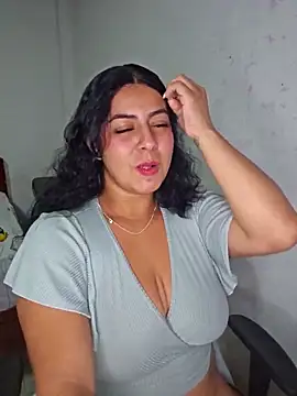 Snapshot of Mary_pinkish chatting on 27, 2, 2025 Mary pinkish online show from 27, 2, 2025