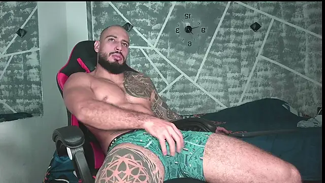 Snapshot of leonidas_18k chatting on 18, 11, 2025 leonidas 18k online show from 18, 11, 2025