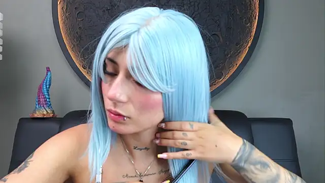 miss sharlotte18 online show from 6, 2, 2026