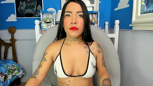miss vaiolette online show from 15, 1, 2025