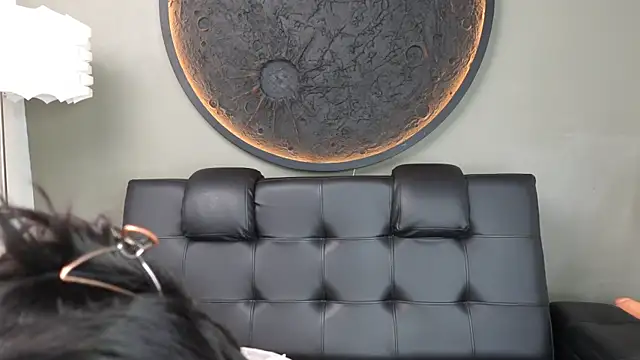 Snapshot of miss_vaiolette chatting on 27, 3, 2026 miss vaiolette online show from 27, 3, 2026