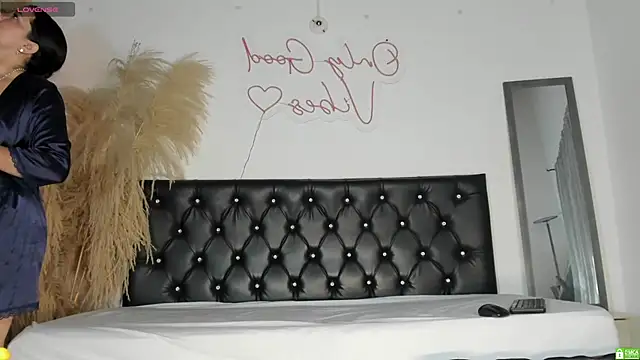 Snapshot of Bianka_olivetto021 chatting on 19, 9, 2025 Bianka olivetto021 online show from 19, 9, 2025