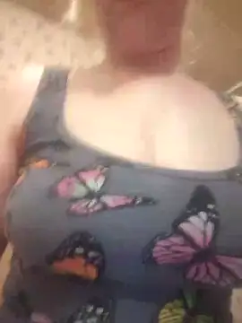 Snapshot of BadAssBitchMakayla chatting on 23, 6, 2026 BadAssBitchMakayla online show from 23, 6, 2026