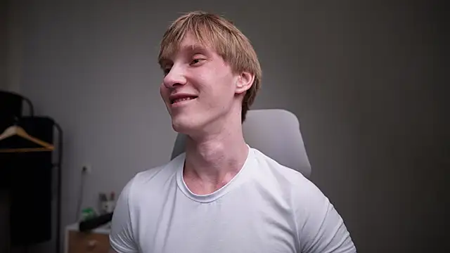 J Akira online show from 21, 4, 2026