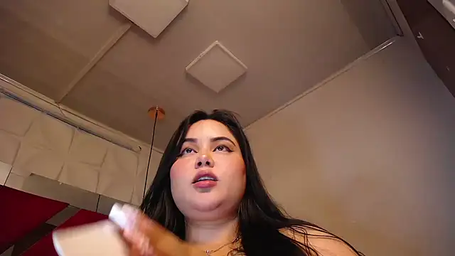 Snapshot of Penelope_Tits chatting on 9, 5, 2026 Penelope Tits online show from 9, 5, 2026
