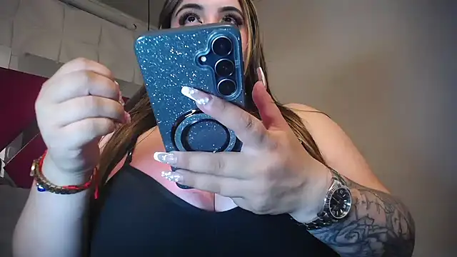 Snapshot of Penelope_Tits chatting on 26, 5, 2026 Penelope Tits online show from 26, 5, 2026