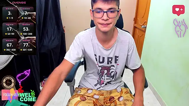 Snapshot of GoldenProject chatting on 21, 12, 2025 GoldenProject online show from 21, 12, 2025