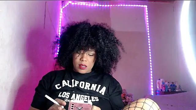 Snapshot of cherry_cleou chatting on 28, 3, 2026 cherry cleou online show from 28, 3, 2026