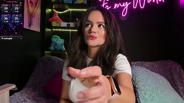 stelleknox  online show from 5, 1, 2025