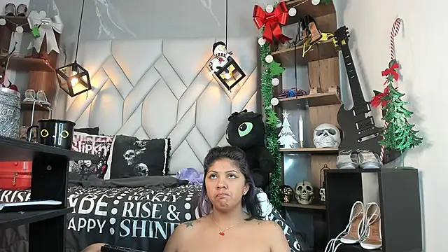 MirandaHaguen online show from 8, 1, 2025