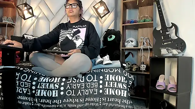 MirandaHaguen online show from 19, 1, 2025