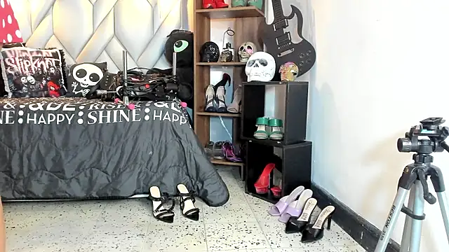 Snapshot of MirandaHaguen chatting on 7, 3, 2026 MirandaHaguen online show from 7, 3, 2026