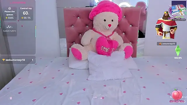 Anamhenao online show from 19, 10, 2025