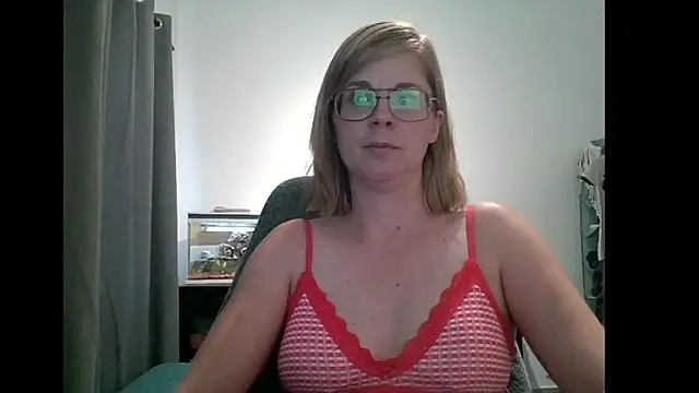 SavannaGirly online show from 12, 2, 2025