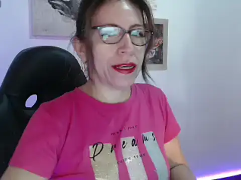 Snapshot of Chayla_Ruiz chatting on 11, 1, 2025 Chayla Ruiz online show from 11, 1, 2025