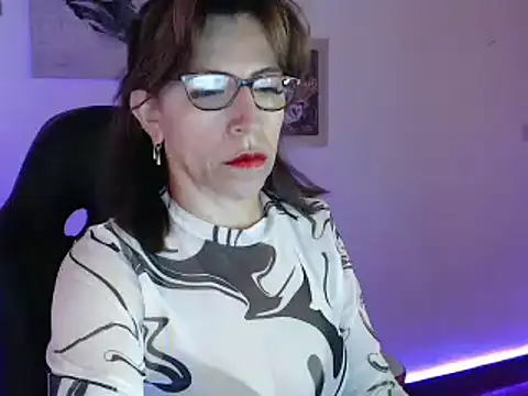 Snapshot of Chayla_Ruiz chatting on 3, 2, 2025 Chayla Ruiz online show from 3, 2, 2025