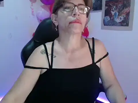 Snapshot of Chayla_Ruiz chatting on 18, 2, 2025 Chayla Ruiz online show from 18, 2, 2025