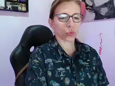 Snapshot of Chayla_Ruiz chatting on 24, 2, 2025 Chayla Ruiz online show from 24, 2, 2025