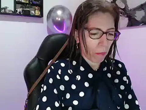 Snapshot of Chayla_Ruiz chatting on 25, 2, 2025 Chayla Ruiz online show from 25, 2, 2025