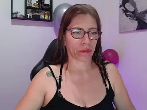 Snapshot of Chayla_Ruiz chatting on 13, 3, 2025 Chayla Ruiz online show from 13, 3, 2025