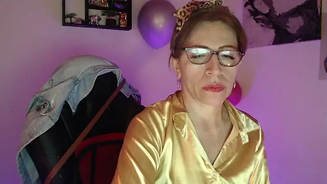 Snapshot of Chayla_Ruiz chatting on 22, 3, 2025 Chayla Ruiz online show from 22, 3, 2025