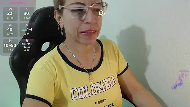 Chayla Ruiz online show from 23, 6, 2026