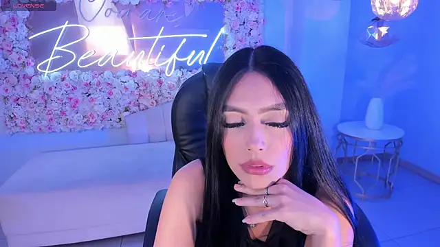 Snapshot of JadeEvansX chatting on 27, 12, 2024 JadeEvansX online show from 27, 12, 2024