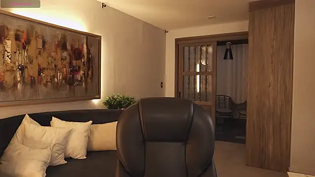 MaryLewis  online show from 26, 9, 2025