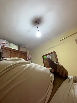 Snapshot of Dedoow chatting on 8, 11, 2025 Dedoow online show from 8, 11, 2025