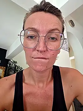 MissMialicious online show from 18, 7, 2026