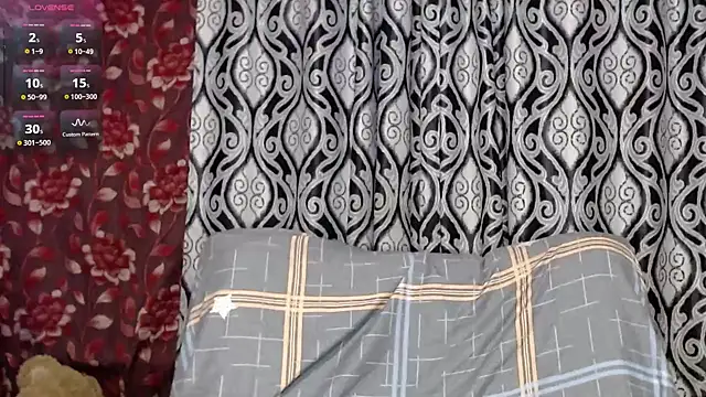 EmilyDoth online show from 27, 12, 2024