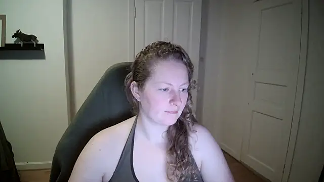 Snapshot of Girlnina-1995 chatting on 2, 12, 2024 Girlnina-1995 online show from 2, 12, 2024