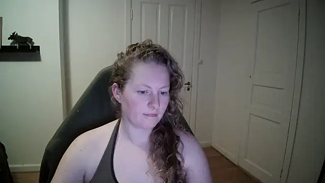Snapshot of Girlnina-1995 chatting on 2, 12, 2024 Girlnina-1995 online show from 2, 12, 2024