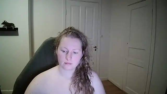 Snapshot of Girlnina-1995 chatting on 2, 12, 2024 Girlnina-1995 online show from 2, 12, 2024