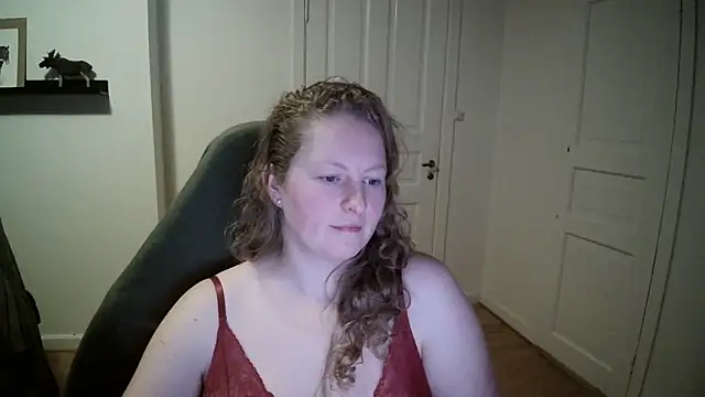 Snapshot of Girlnina-1995 chatting on 9, 12, 2024 Girlnina-1995 online show from 9, 12, 2024