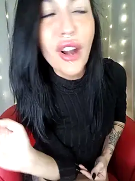 Snapshot of Masha_Real_84 chatting on 25, 11, 2025 Masha Real 84 online show from 25, 11, 2025